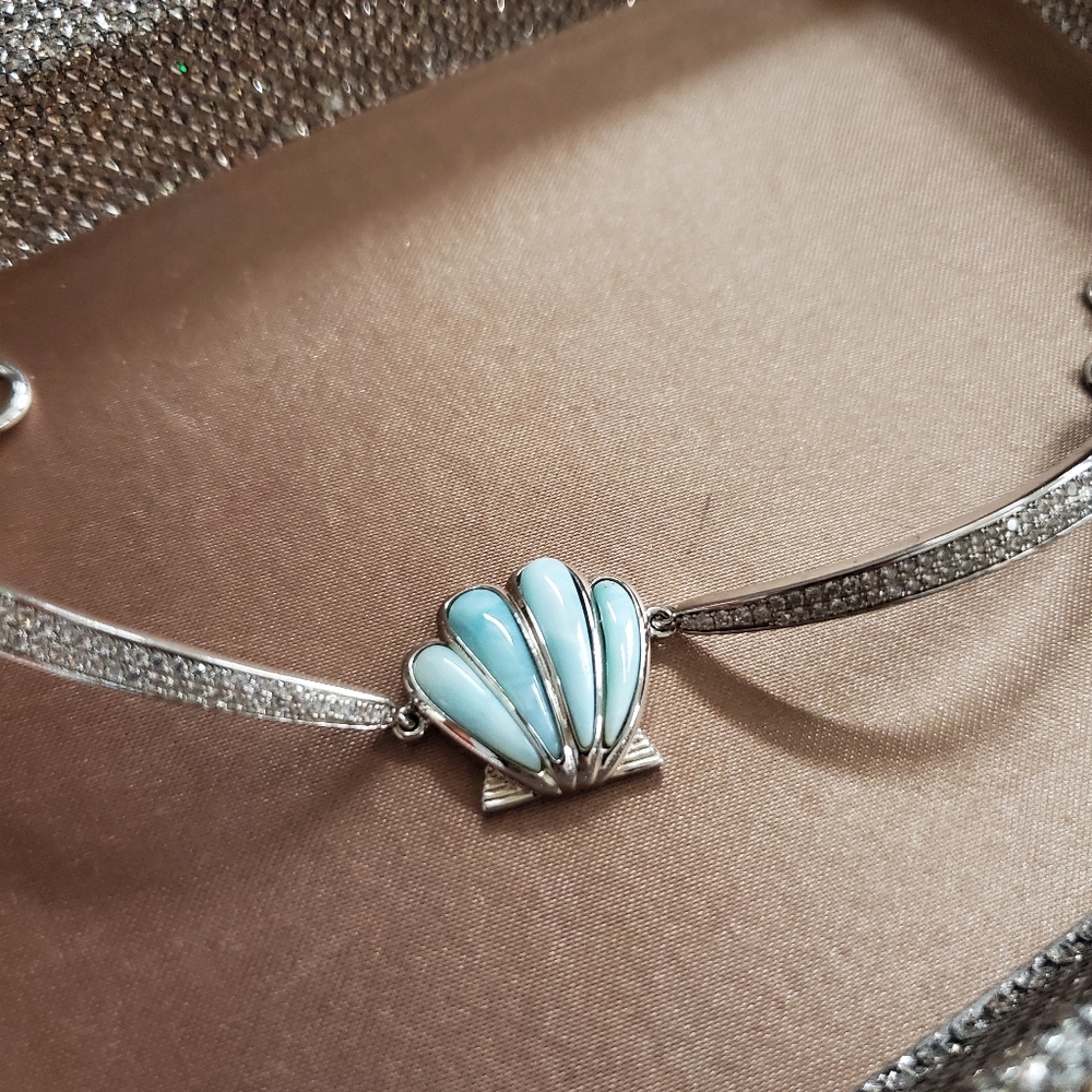 Alamea Sunrise Scallop Shell Larimar Sterling Silver Bracelet - Picture 4 of 11